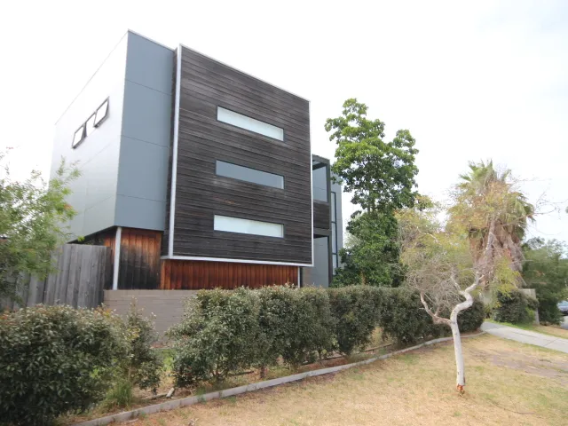 Fantastic Location Family Home !!!!