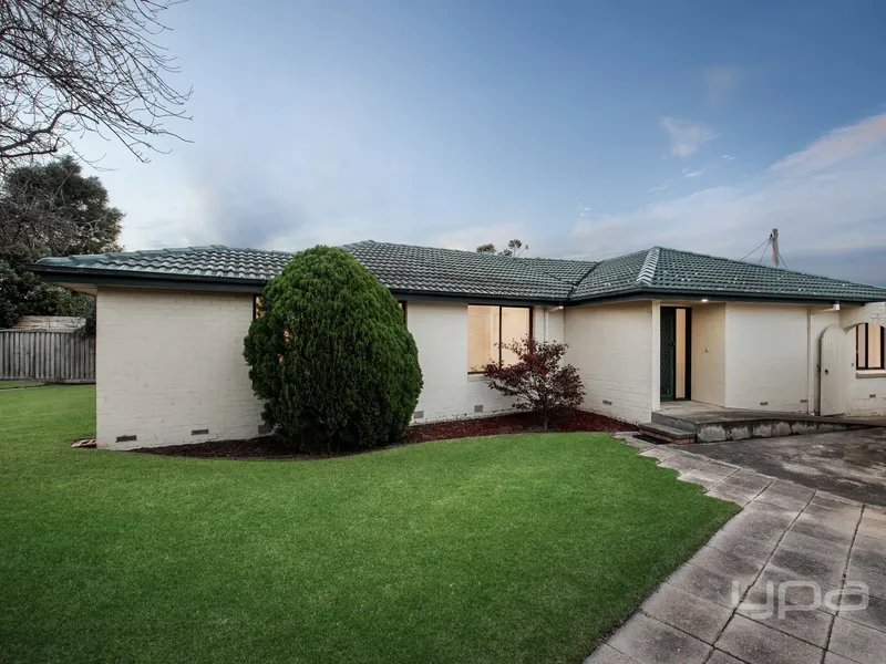 Newly Renovated, Westmeadows Classic!