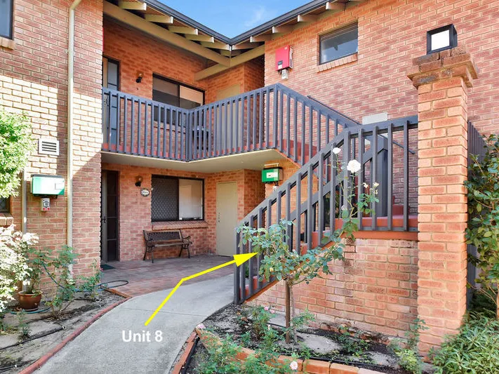 Inspect this north facing courtyard home with a host of social and recreational amenities at your doorstep!