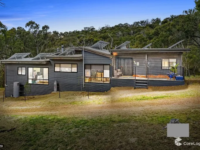 VERY PRIVATE LIFESTYLE PROPERTY ON NEARLY 40 ACRES