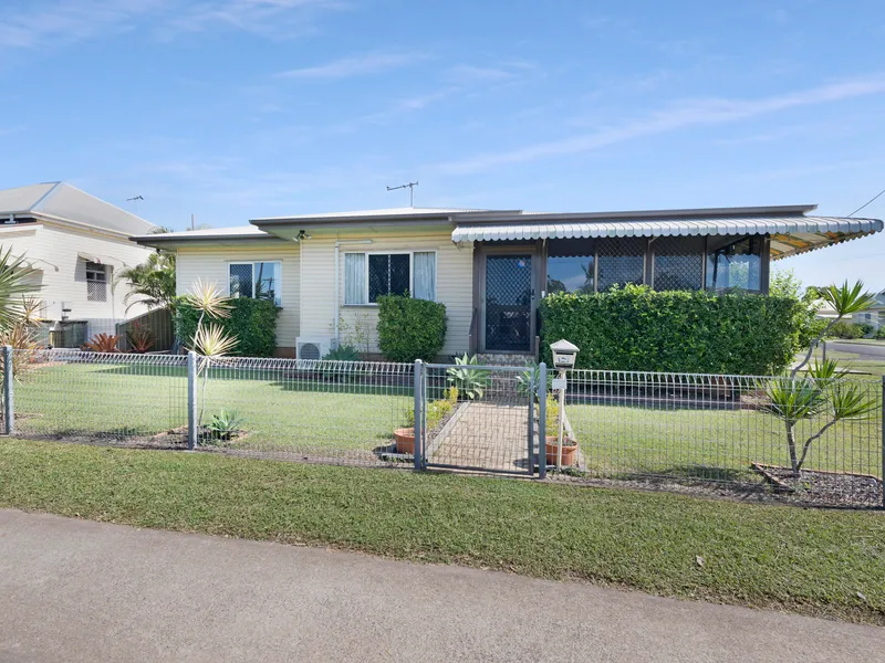 AMAZING INVESTMENT OR DUAL LIVING OPPORTUNITY!!