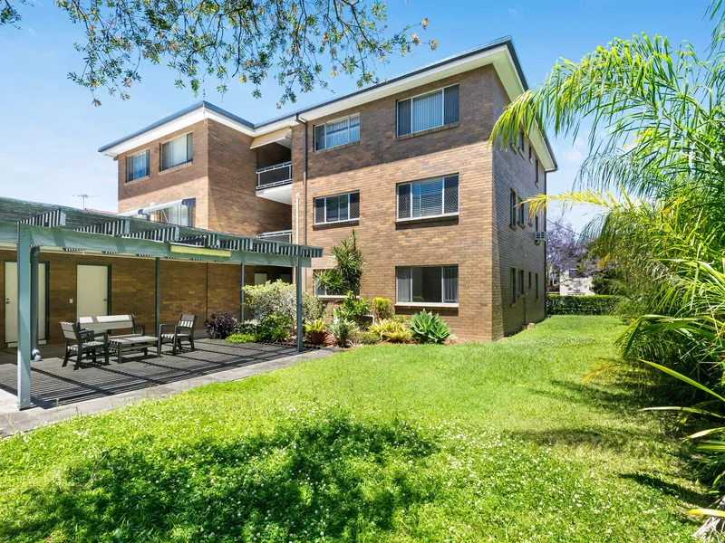 Gorgeous ground floor apartment in ready to move in condition