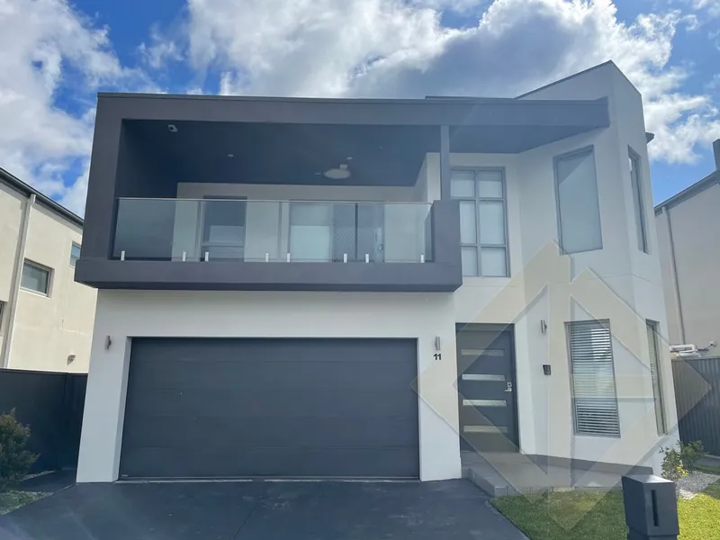 Near New Family Residence Reveals Luxury & Innovations