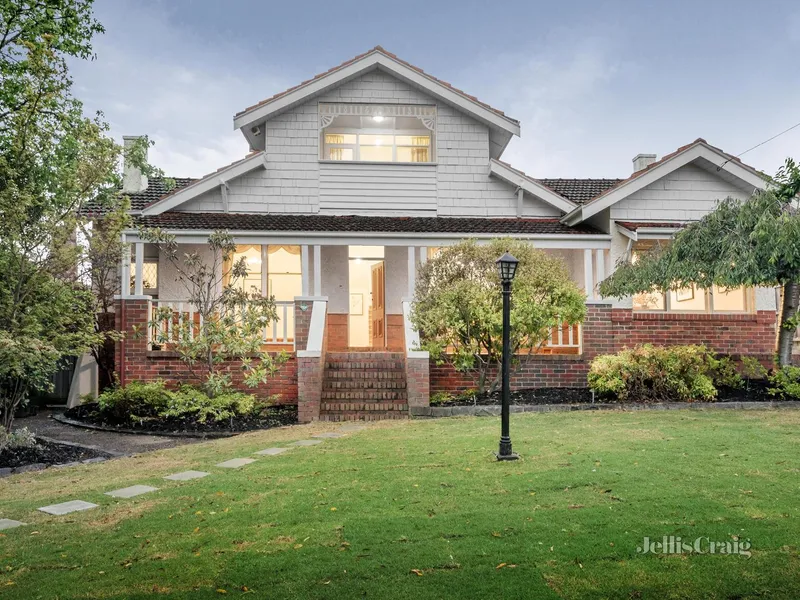 Expansive family living in an excellent lifestyle locale