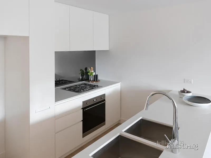 Exceptional Space in Heidelberg Village Precinct