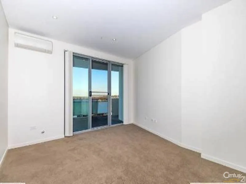 Spectacular 2 Bedroom Unit!