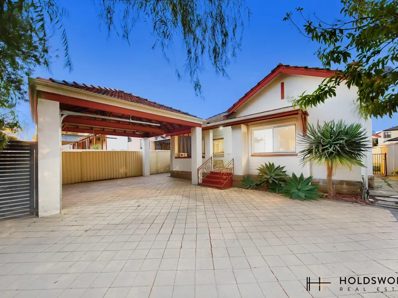 Character Home with Contemporary Charm on 374m2 Green Title Block