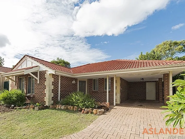 DELIGHTFULLY MODERN VILLA - LIVE THE VIC PARK LIFE