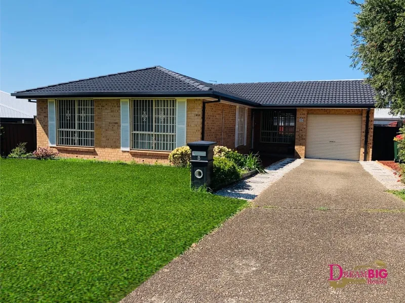 Immaculate 4 Bedroom Family Home !!