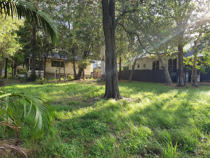 CLEAR BLOCK - WALK TO BEACHES