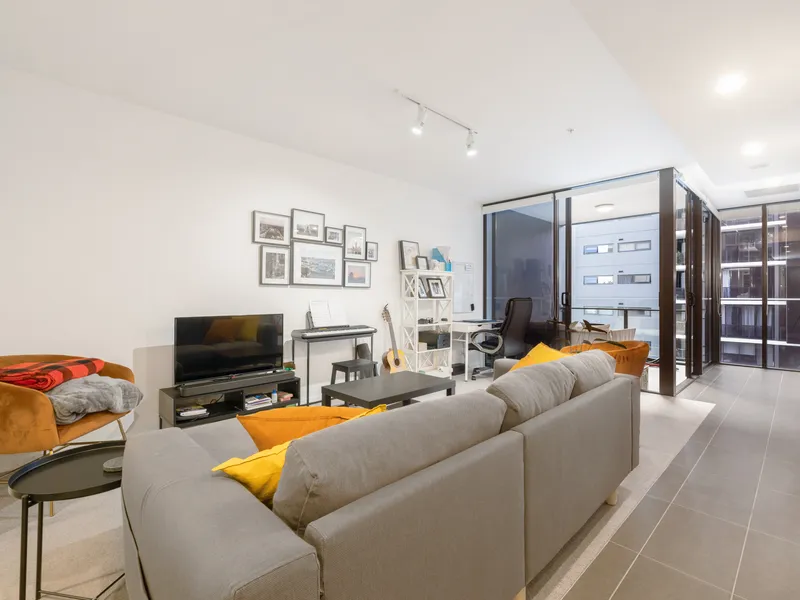 STYLISH APARTMENT IN SOUTHBANK'S HUB