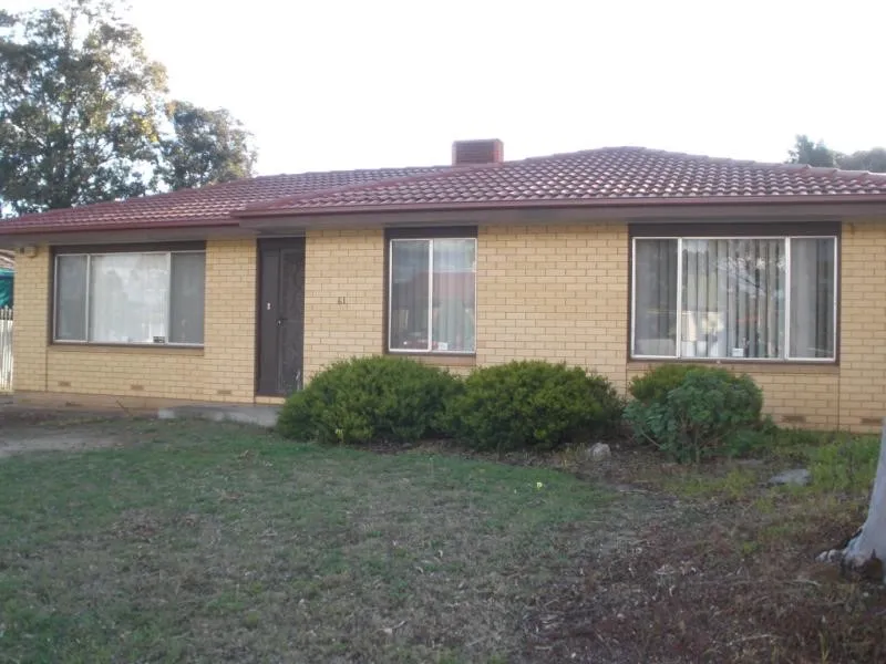 NEAT & ROOMY 3 BEDROOM HOME