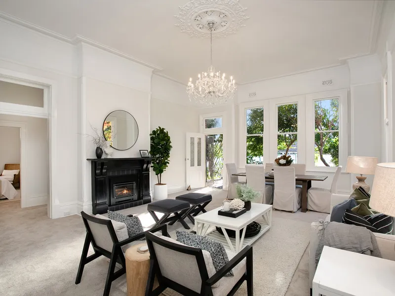 Auction Saturday 26 June 