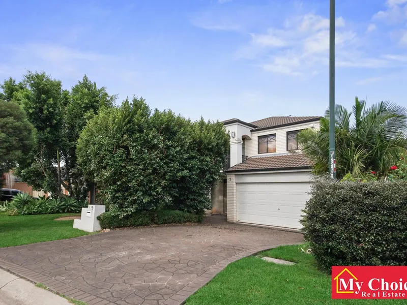 GREAT LARGE FAMILY HOME !