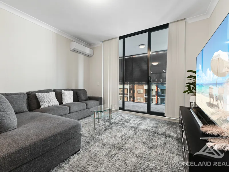 Apartment In Handy Location!