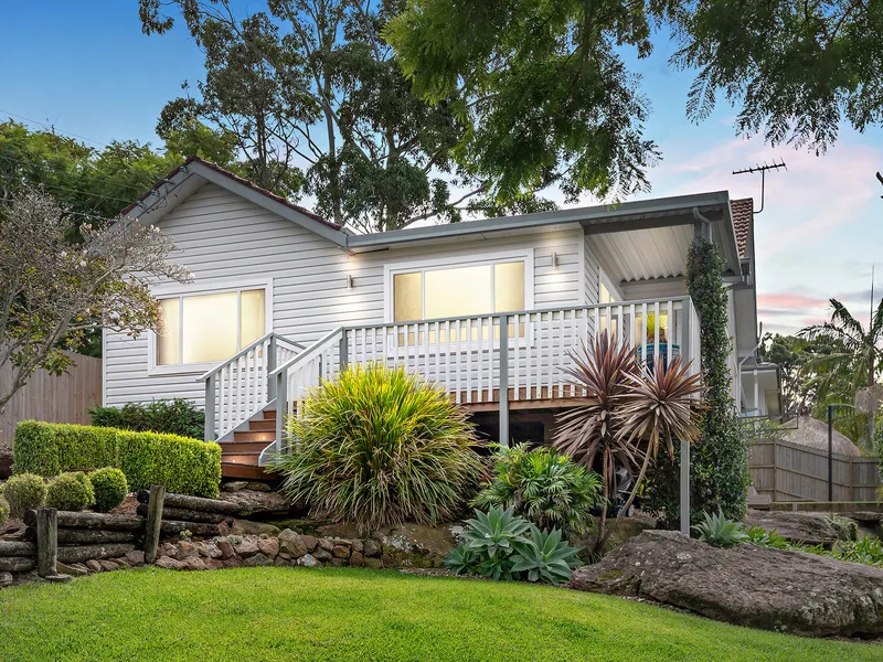 Relaxed Coastal Charm Meets Modern Family Living