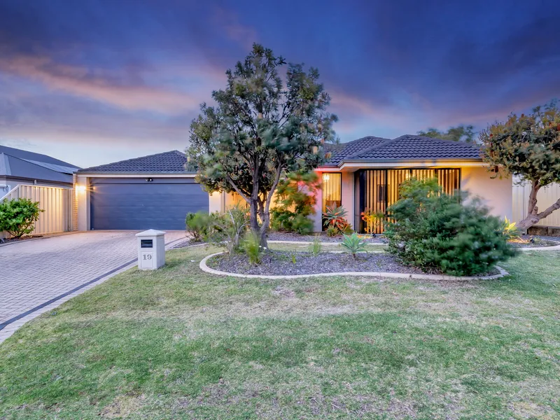 SPLASH INTO YOUR STUNNING NEW HOME!