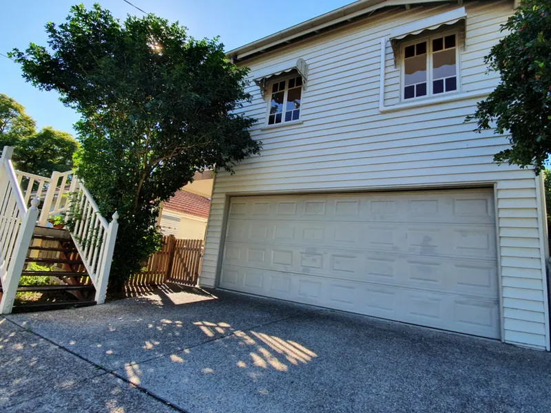 Renovated Family Character Home in Hawthorne!