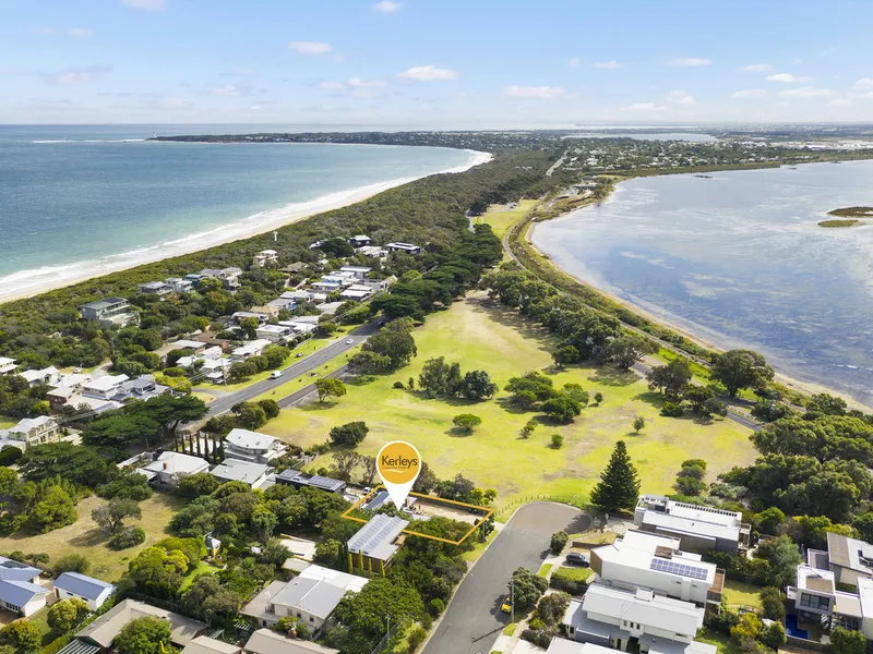 Quiet Queenscliff Abode