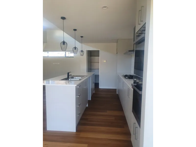BRAND NEW MODERN 3x2