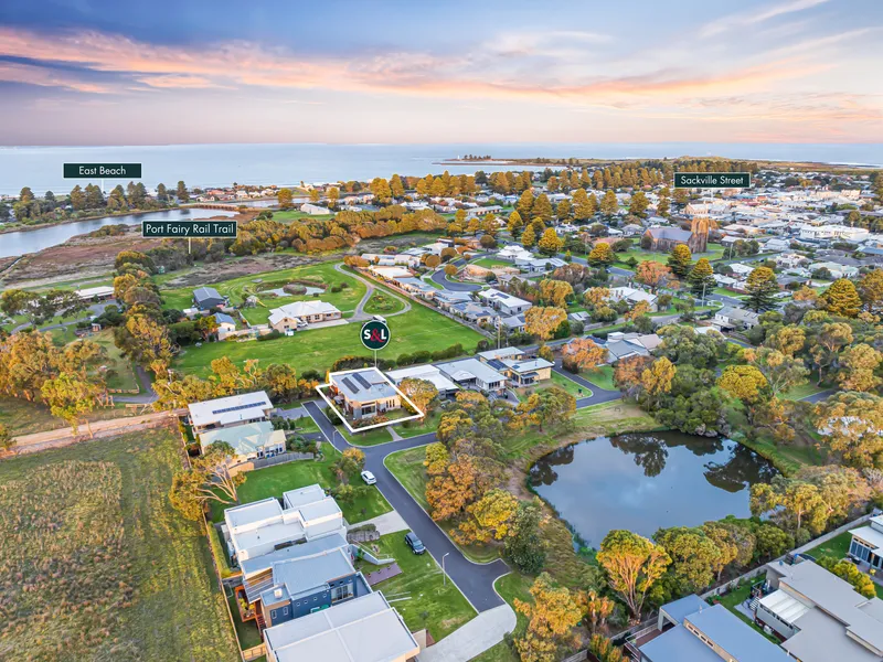 Ultimate Lakeside Living