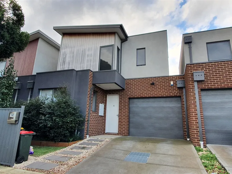 As new 3 bedroom Town House
