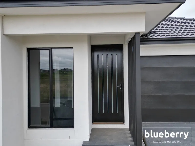 A Modern Four-Bedroom Haven for Rent!