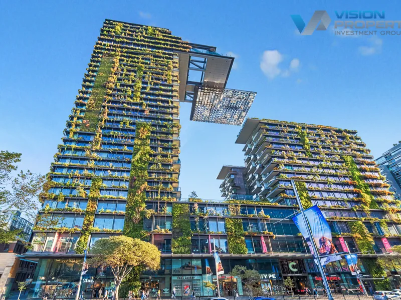 Smart Dual key apartment in Central Park.