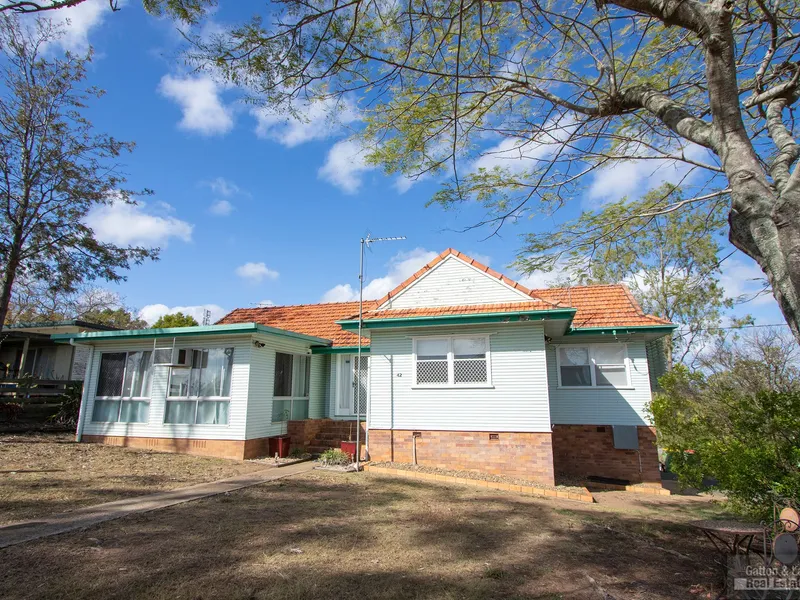 3 BED - POTENTIAL TO SUB DIVIDE OR DEVELOP  - 1,002sqm