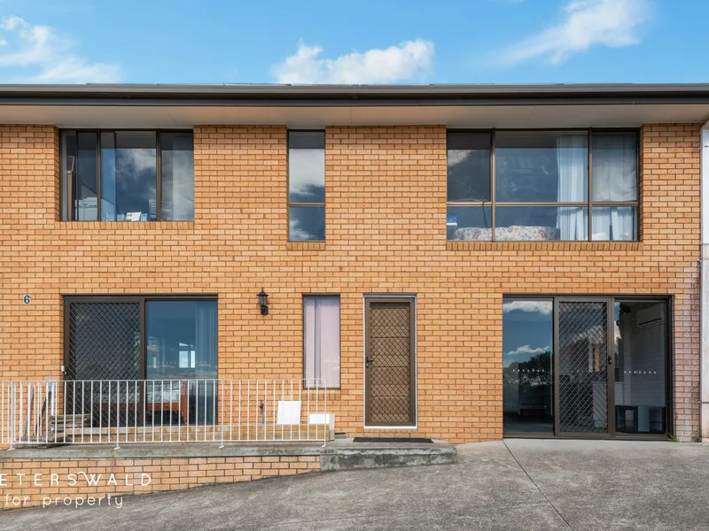 One bedroom, fully furnished and equipped home in elevated position