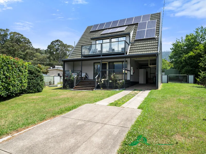 Charming A Frame in Quiet Cul-De-Sac