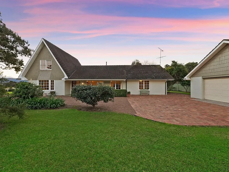 Stunning  Acreage Property.