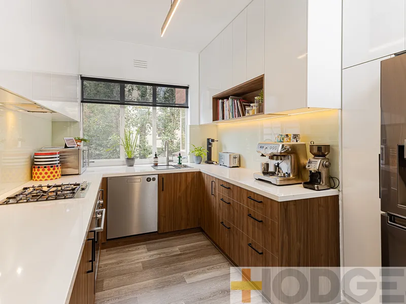 FANTASTIC TWO BEDROOM APARTMENT