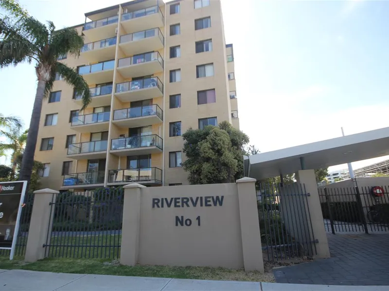 2 BEDROOM 1 BATHROOM APARTMENT IN CITY BASE LOCATION