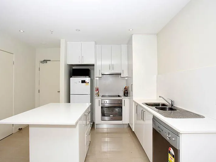 Modern Apartment In Super Central Location