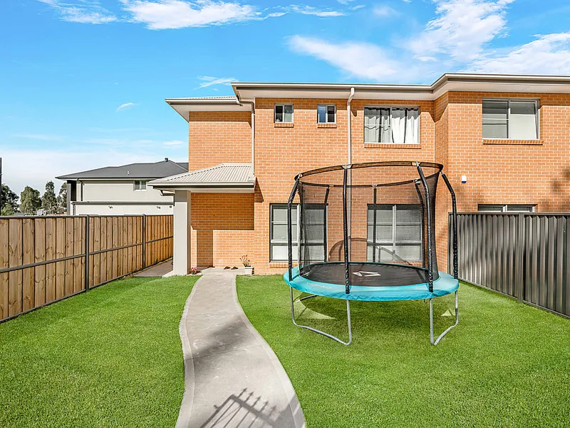 Almost New - Rare Duplex