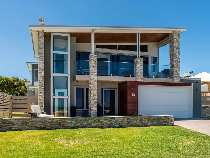 LIVE, HOLIDAY OR RETIRE IN STYLE