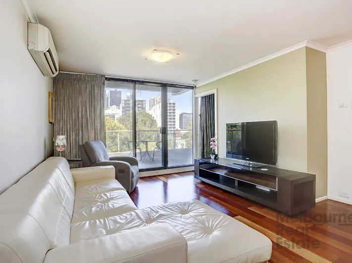 Great location FULLY FURNISHED with HUGE Entertainers Balcony!