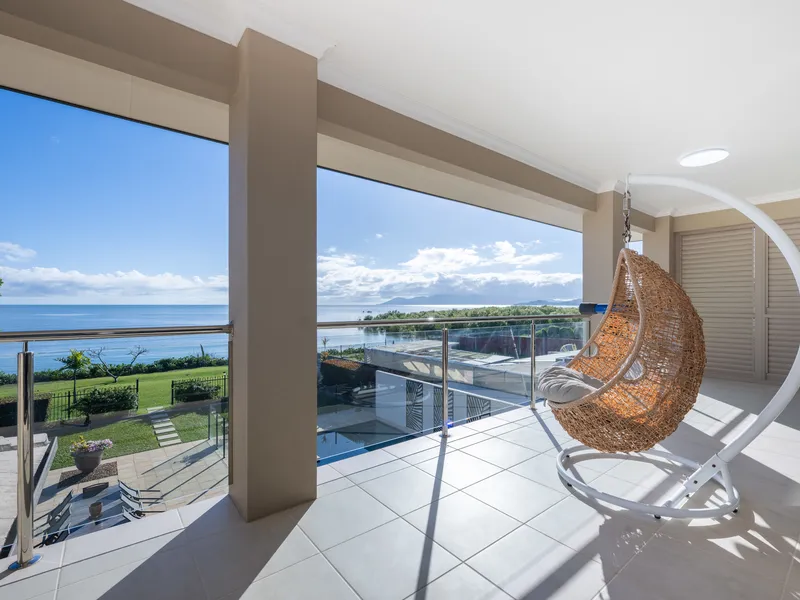 Your Dream Beachfront Oasis Awaits!