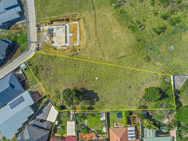 VACANT LAND 1880 SQM - BUILD YOUR DREAM HOME