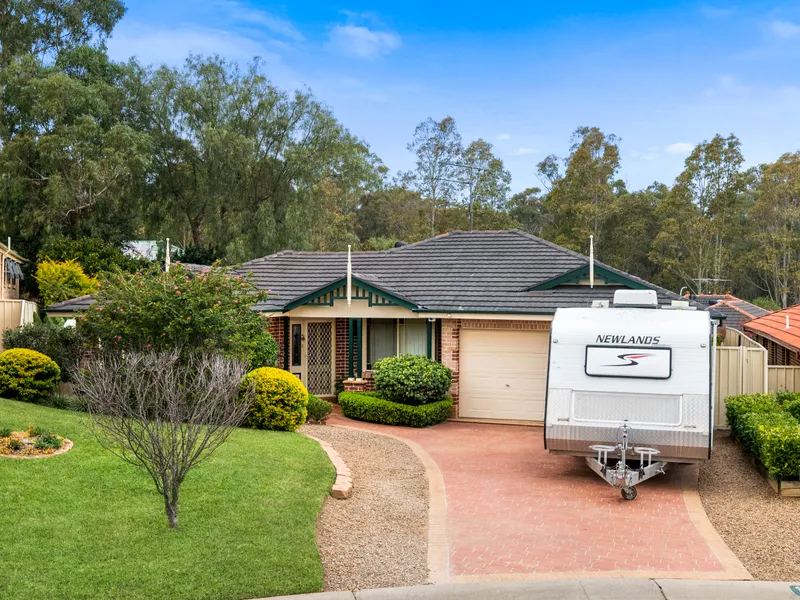 Spacious Family Living in a Serene Cul-de-Sac