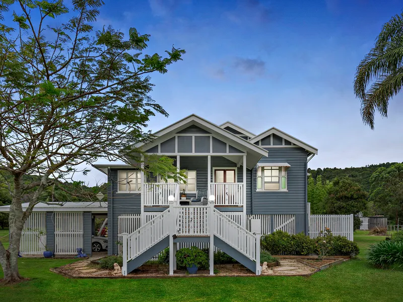 BREATHTAKING EQUESTRIAN DREAM ESTATE WITH NORTH FACING HINTERLAND VIEWS 20mins FROM BEACH