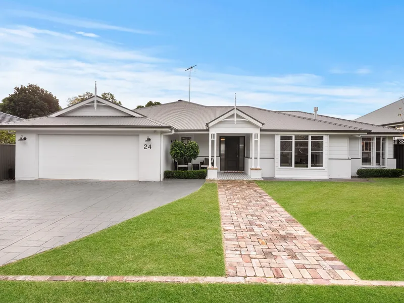 Luxury Resort-Style Home, Designed For Entertaining