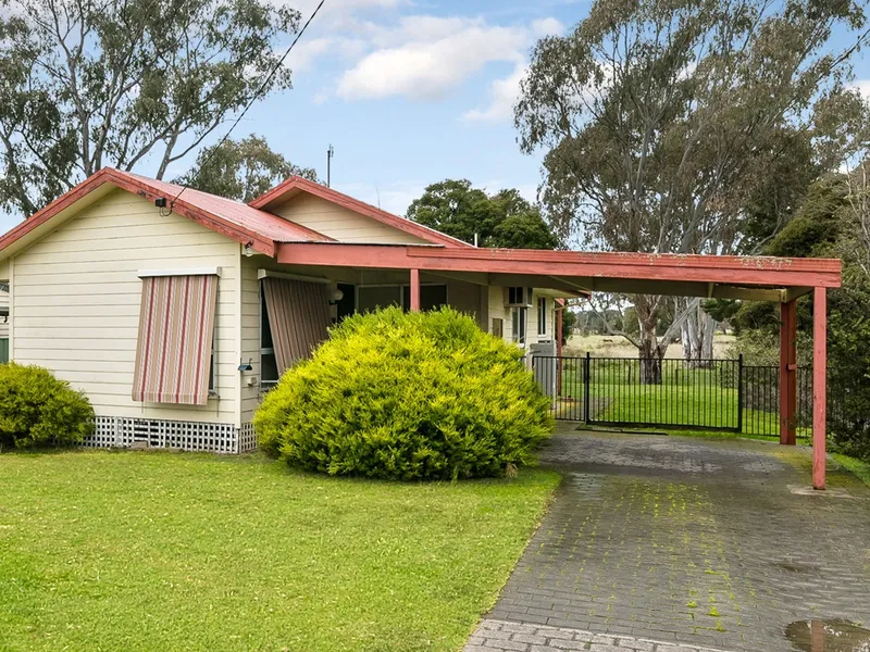 Charming Country Cottage