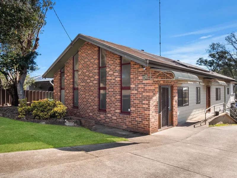 Spacious Two Bedroom Duplex