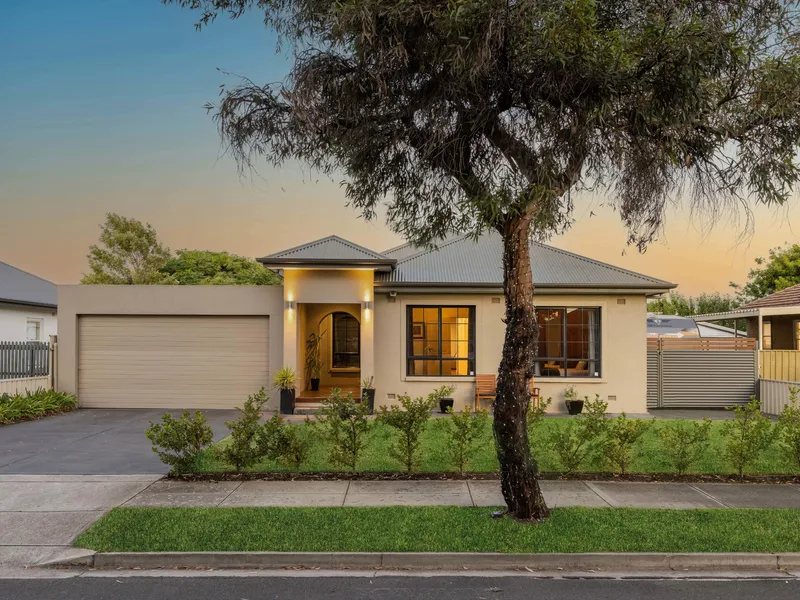 Expansive Family Entertainer with Room for the Caravan