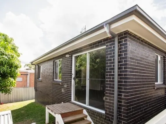 GRANNY FLAT - MODERN LIVING!