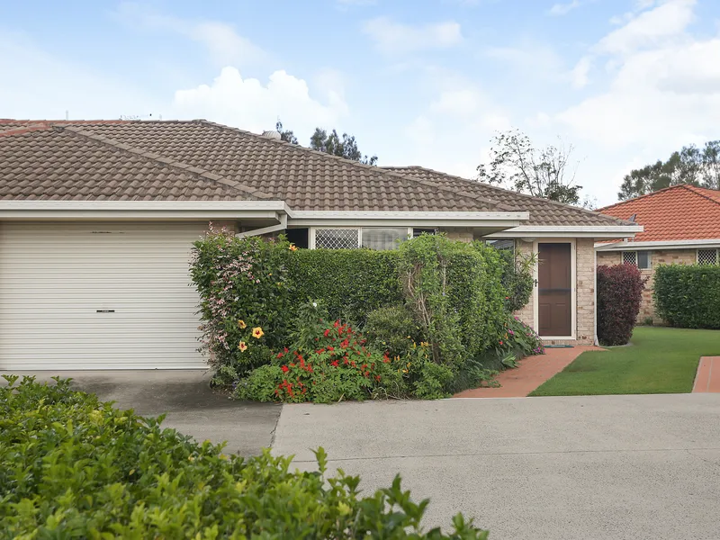 Beautiful lowset villa! Perfect for downsizing or investment!