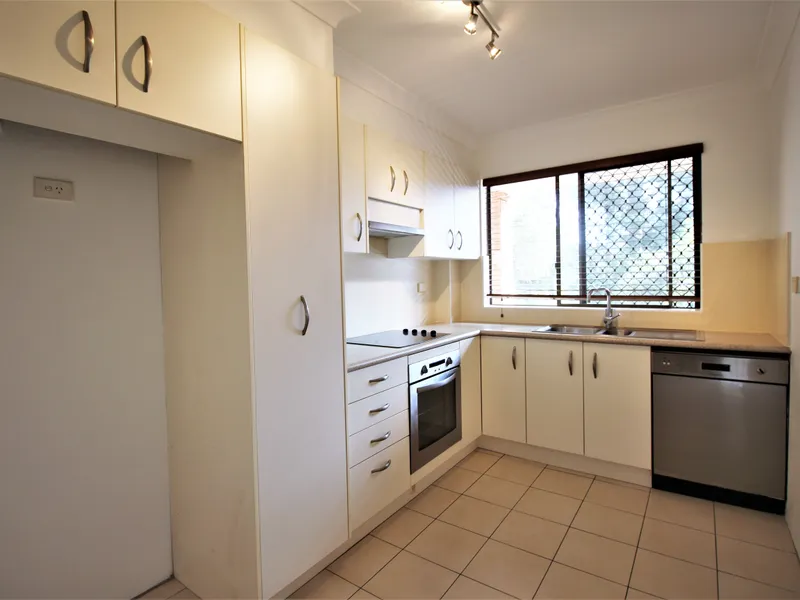 VIEW SATURDAY (10 APRIL) 10:30AM - 10:50AM