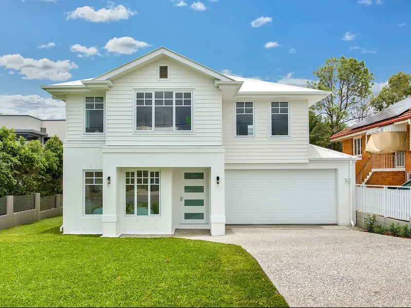 NEWLY BUILT FAMILY HOME, WALK TO PARKS, SCHOOLS AND TRANSPORT